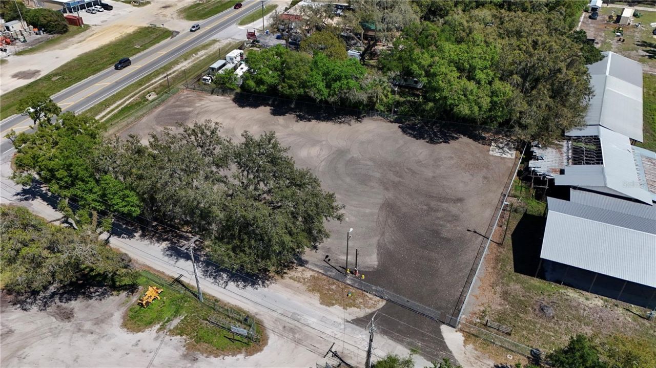 11703 N Us 301 Highway, Thonotosassa, FL 33592 Photo