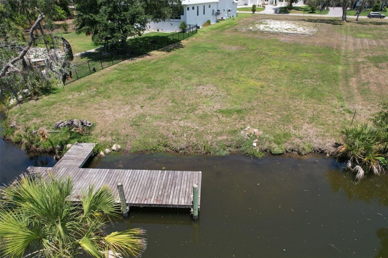 8325 Alafia Pointe Drive, Riverview, FL 33578 Photo