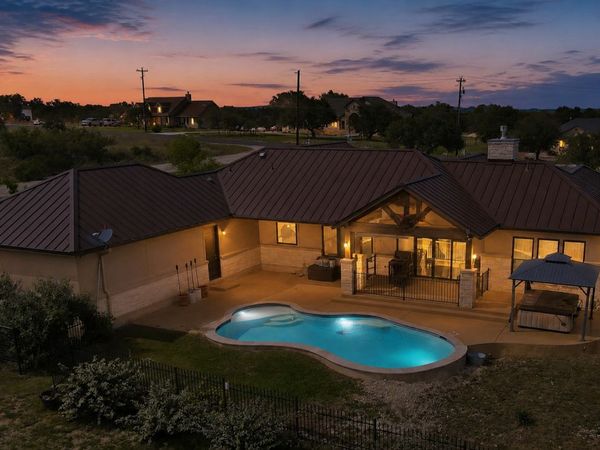103 William Tobin, Blanco, TX 78606