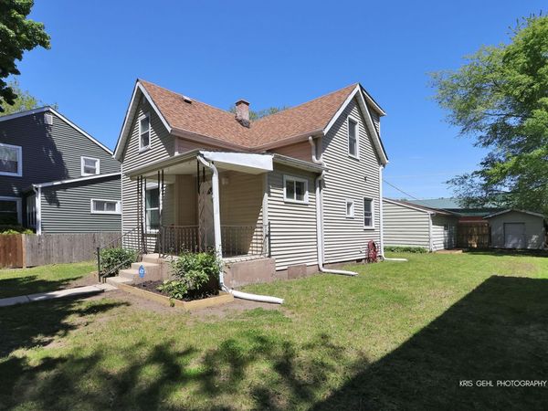 3233 Elisha Avenue , Zion, IL 60099
