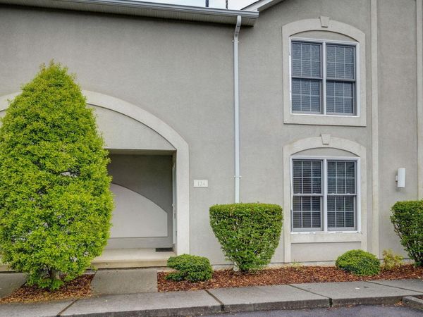 124 Bentley Parc, Unit 48, Johnson City, TN 37615