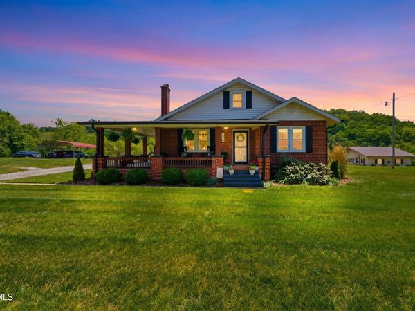 543 North Austin Springs Road, Piney Flats, TN 37686