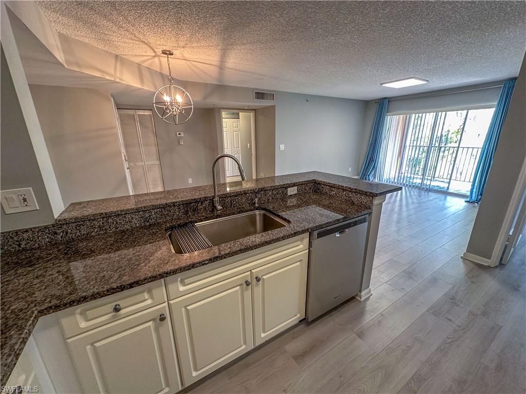 1250 Wildwood Lakes Blvd, Unit 206, Naples, FL 34104 Photo