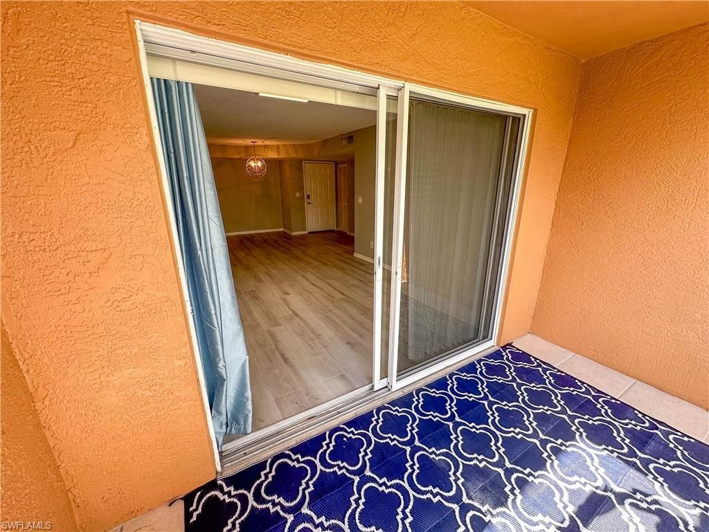 1250 Wildwood Lakes Blvd, Unit 206, Naples, FL 34104 Photo