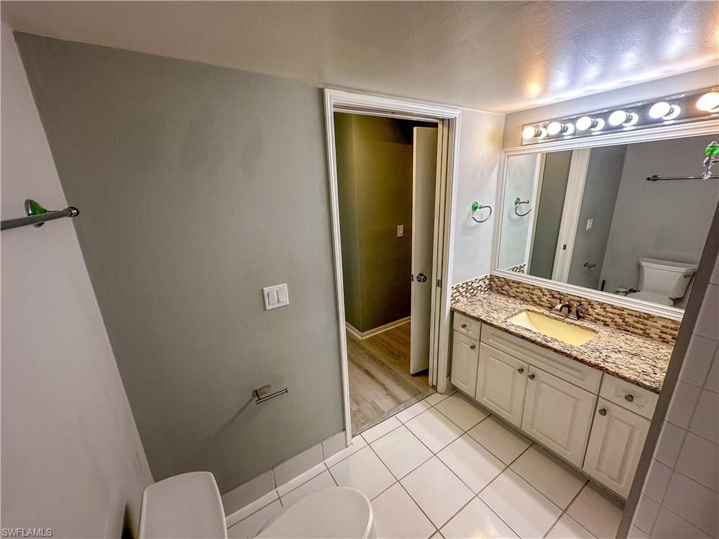 1250 Wildwood Lakes Blvd, Unit 206, Naples, FL 34104 Photo