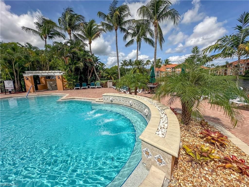 1250 Wildwood Lakes Blvd, Unit 206, Naples, FL 34104 Photo