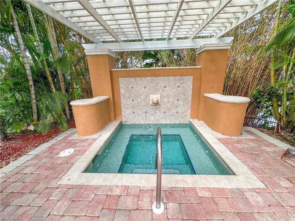 1250 Wildwood Lakes Blvd, Unit 206, Naples, FL 34104 Photo