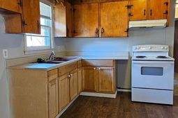 605 Howard Street photo 4