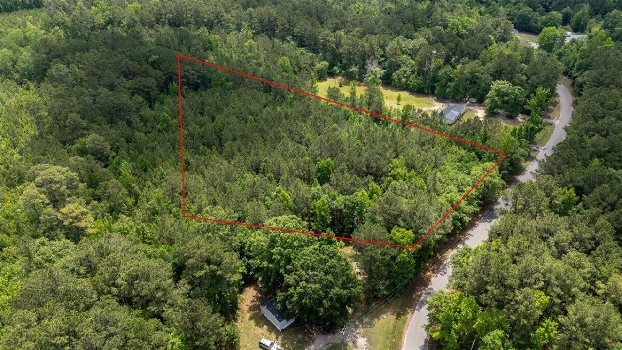 00 Deneaux Road Photo 22