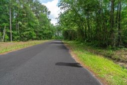 00 Deneaux Road photo 4