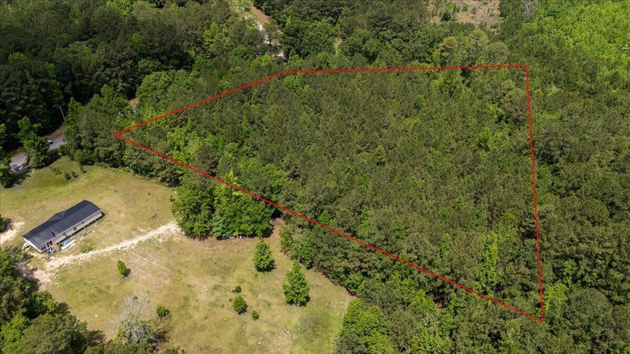 00 Deneaux Road Photo 38