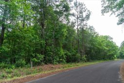 00 Deneaux Road photo 4