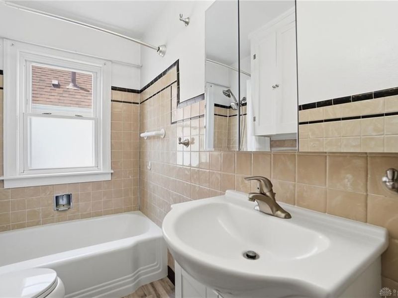 1040 Highridge Avenue, Dayton, OH 45420 Photo 25