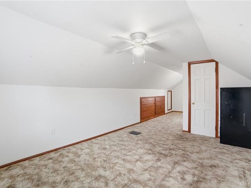 1040 Highridge Avenue, Dayton, OH 45420 Photo 35