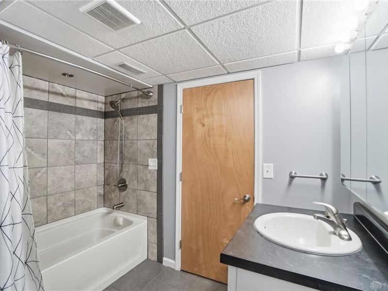 1040 Highridge Avenue, Dayton, OH 45420 Photo 45