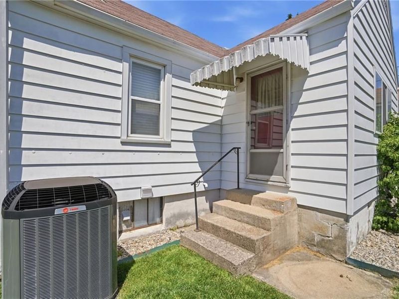 1040 Highridge Avenue, Dayton, OH 45420 Photo 52