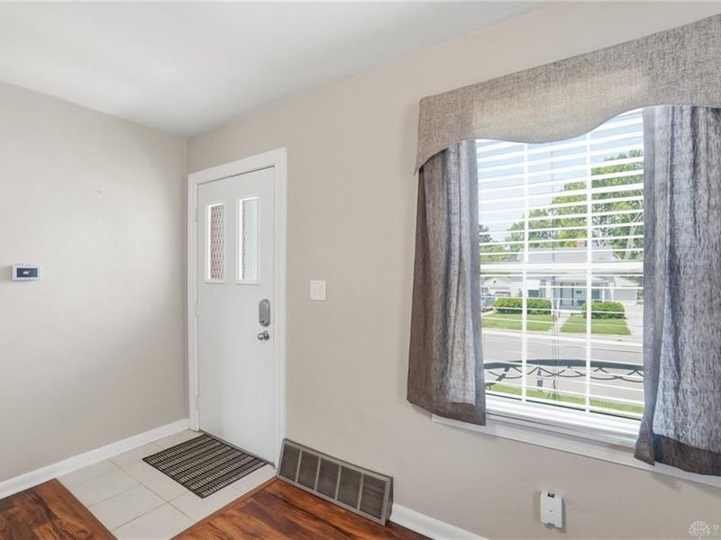 1040 Highridge Avenue, Dayton, OH 45420 Photo 6