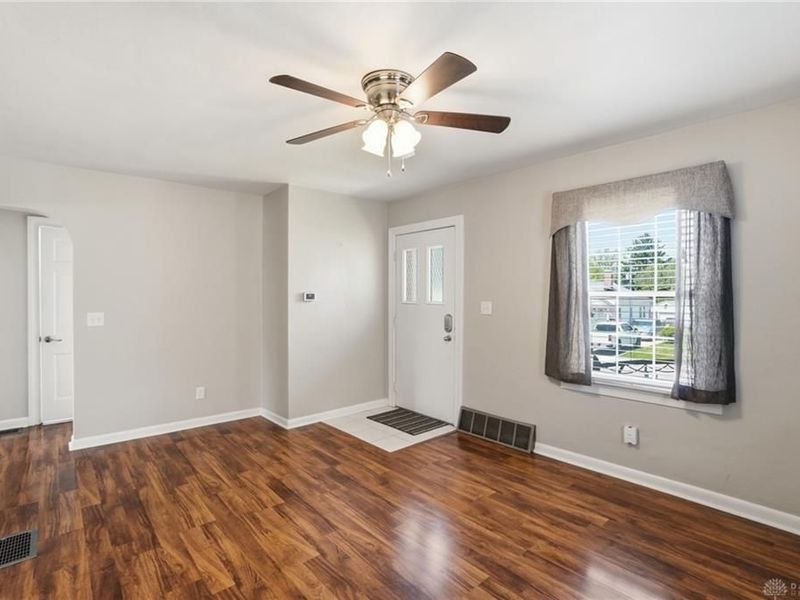 1040 Highridge Avenue, Dayton, OH 45420 Photo 8
