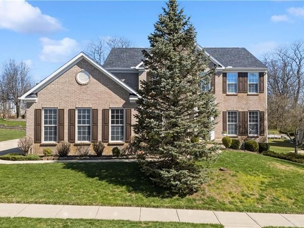 2432 Forest Oaks Drive, Beavercreek, OH 45431