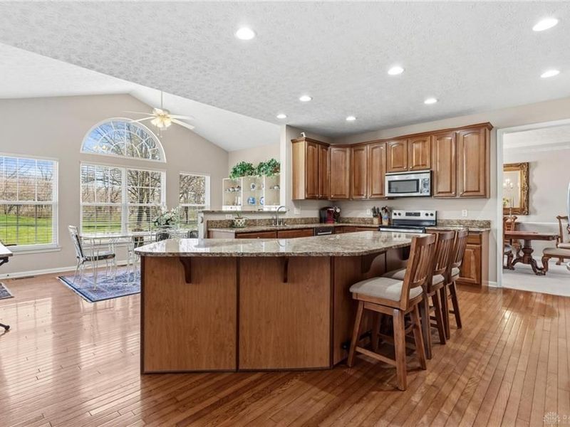2432 Forest Oaks Drive, Beavercreek, OH 45431 Photo 17