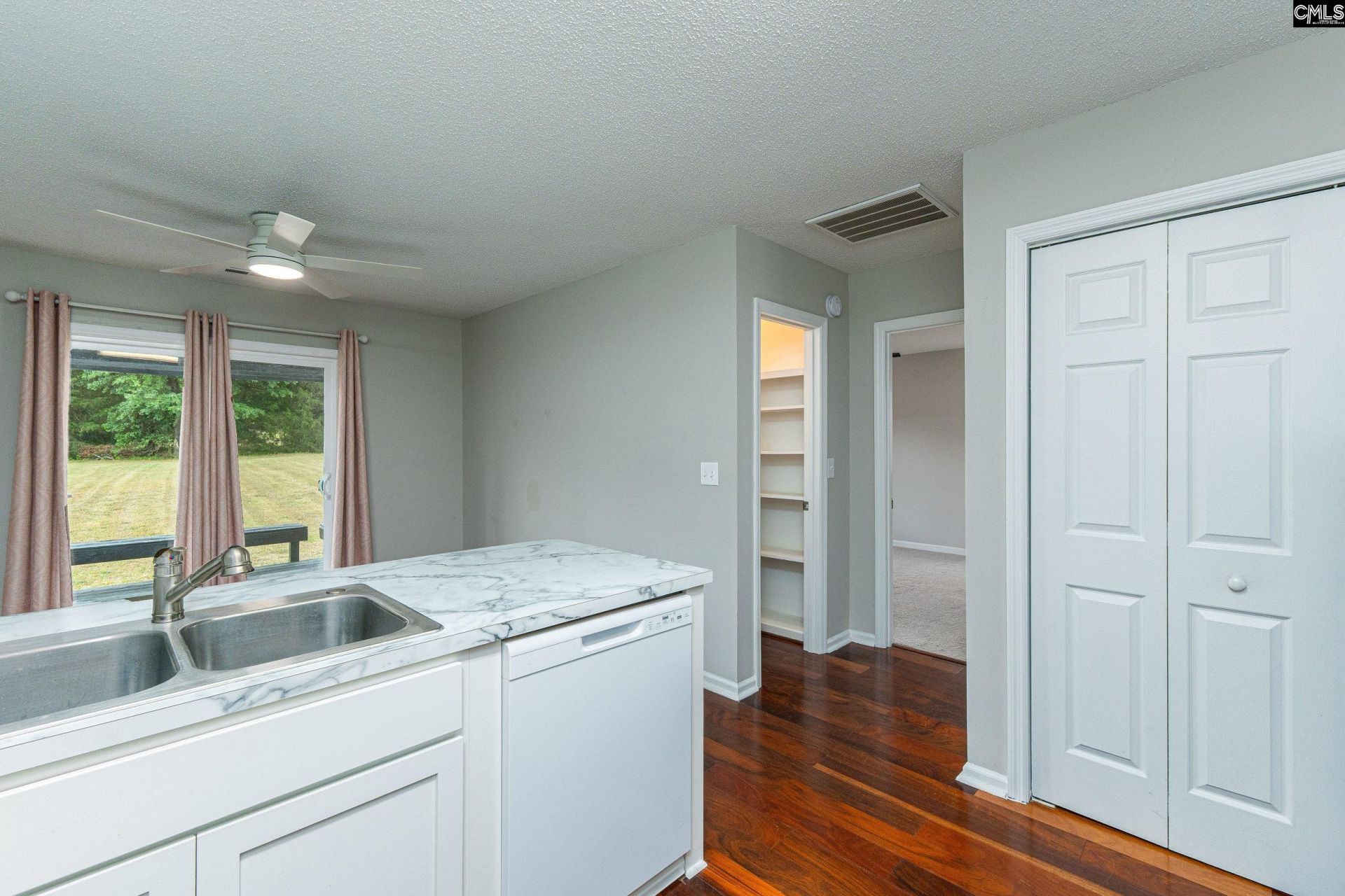 3200 Trotter Road  Photo 6