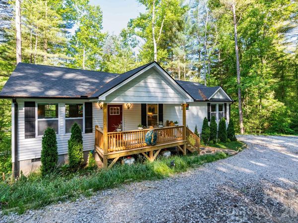 30 Edmond Woods Place, Fairview, NC 28730