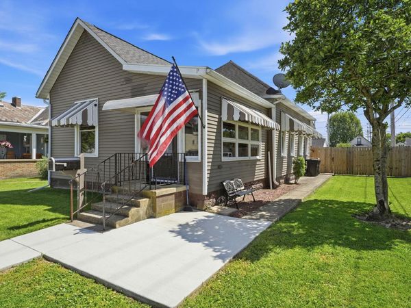 683 E Hunter Street , Logan, OH 43138