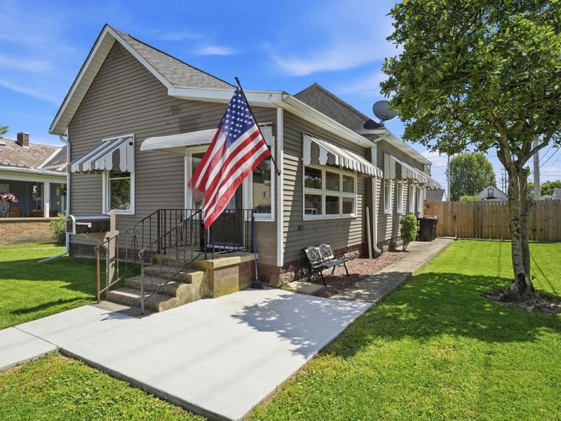 683 E Hunter Street, Logan, OH 43138 Photo 1