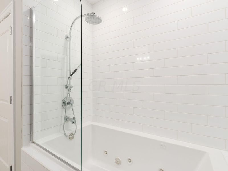 250 W Spring Street, Unit 323, Columbus, OH 43215 Photo 14