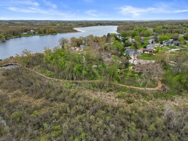27421 Le Mays Ct, Norway, WI 53185