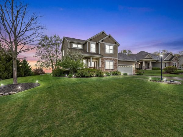 3967 Oakmont Trl, Waukesha, WI 53188