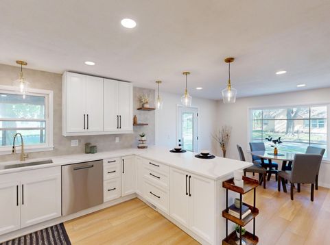 Main Photo