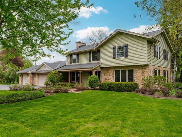 18360 Tilton Ln, Brookfield, WI 53045