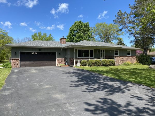 4914 Twin Elms Dr, Caledonia, WI 53406