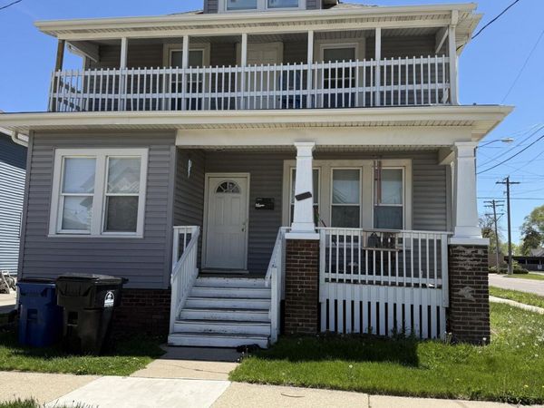 1701 Edgewood Ave, Racine, WI 53404