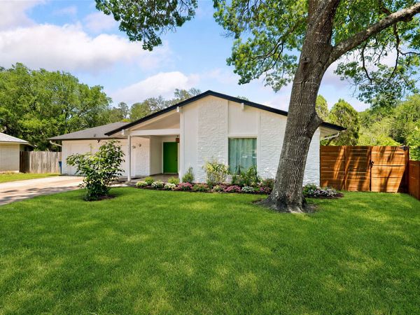 6107 Blarwood DR, Austin, TX 78745