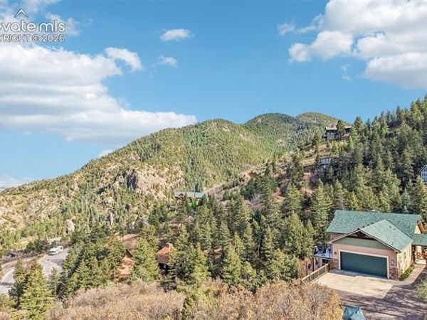 858 Oak Ridge Road, Manitou Springs, CO 80829