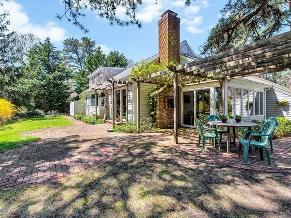 20 Bantry Ln, Brewster, MA 02631
