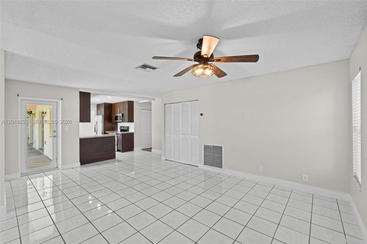 3165 NW 116 Avenue, Unit 3165, Coral Springs, FL 33065 Photo