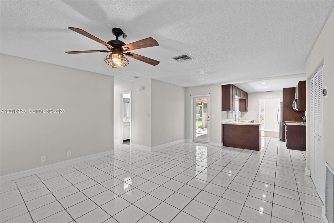 3165 NW 116 Avenue, Unit 3165, Coral Springs, FL 33065 Photo