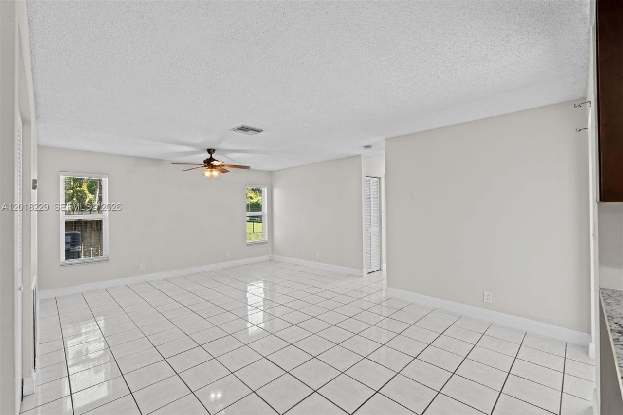 3165 NW 116 Avenue, Unit 3165, Coral Springs, FL 33065 Photo