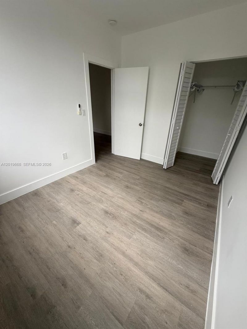 2330 NW 9 St , Unit 15, Miami, FL 33125 Photo