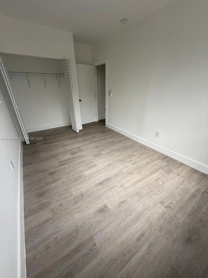 2330 NW 9 St , Unit 15, Miami, FL 33125 Photo