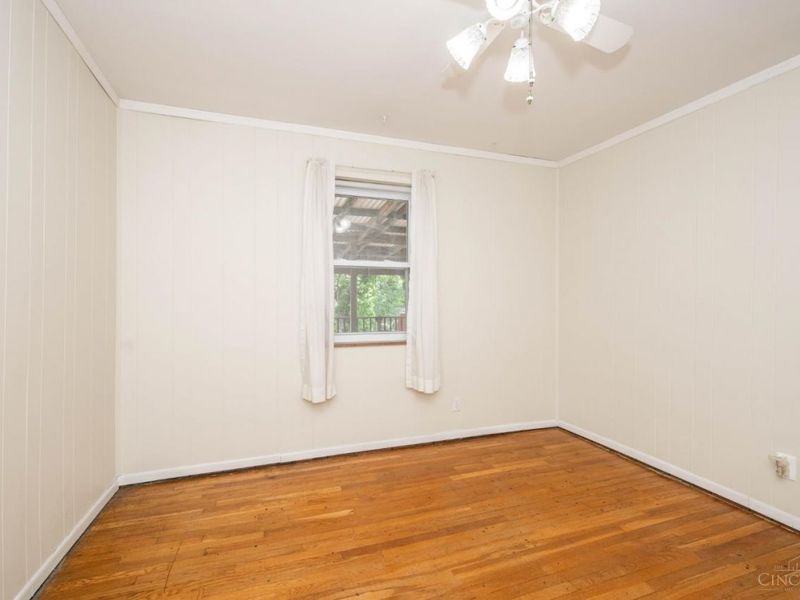 210 Marion Avenue, Cincinnati, OH 45215 Photo 11