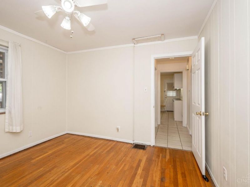 210 Marion Avenue, Cincinnati, OH 45215 Photo 12