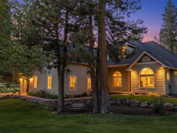 10421 Kestrel Road, Klamath Falls, OR 97601
