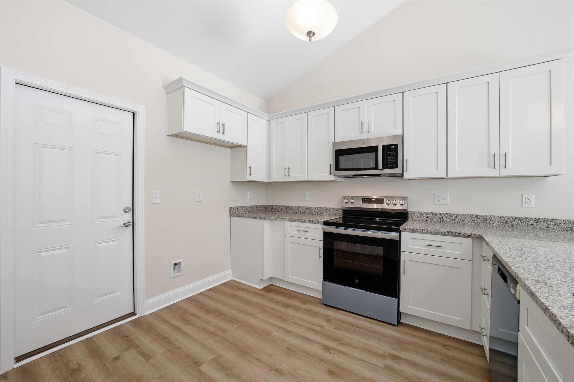 116 Violet Way Photo 7