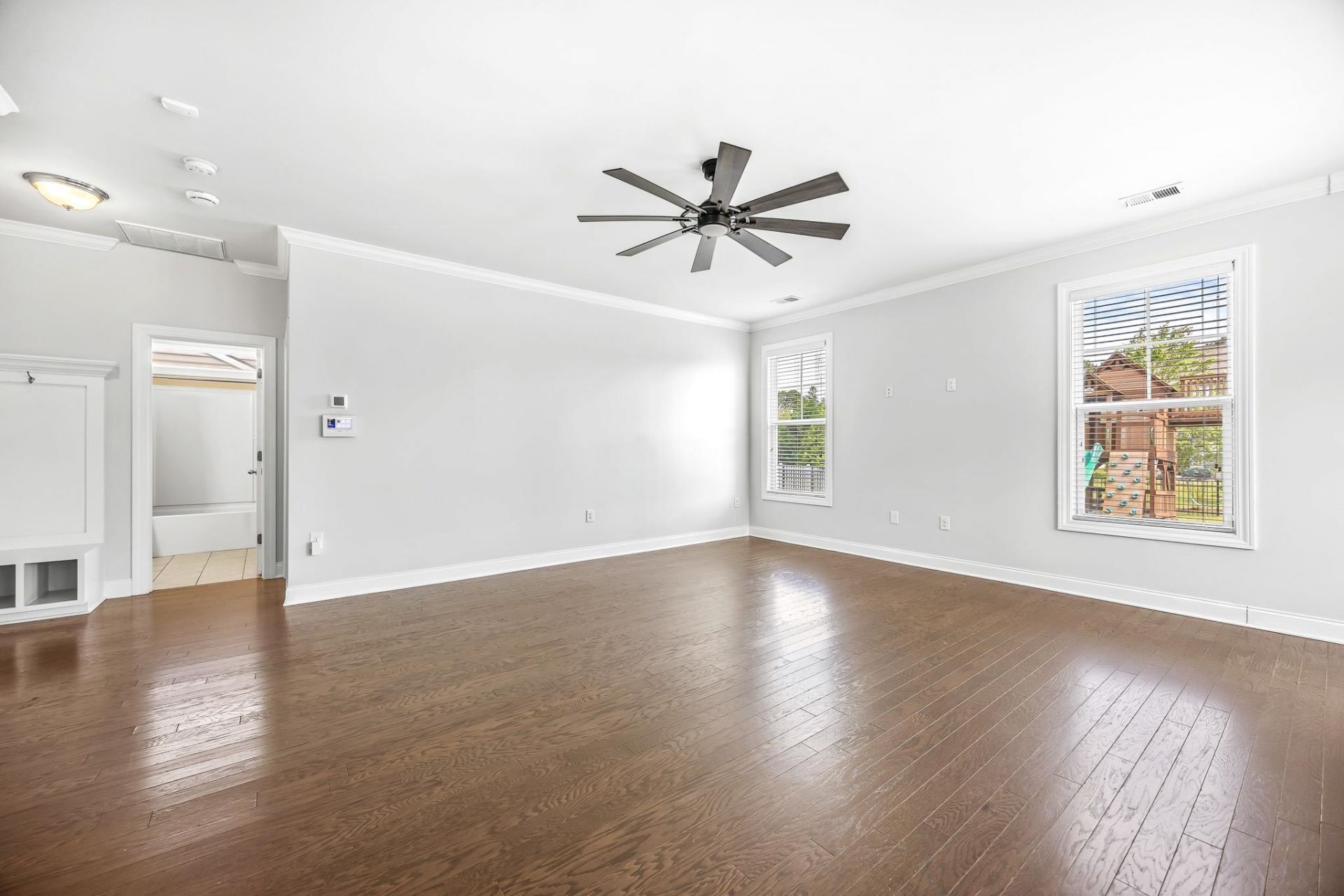 4537 Planters Row Way Photo 11