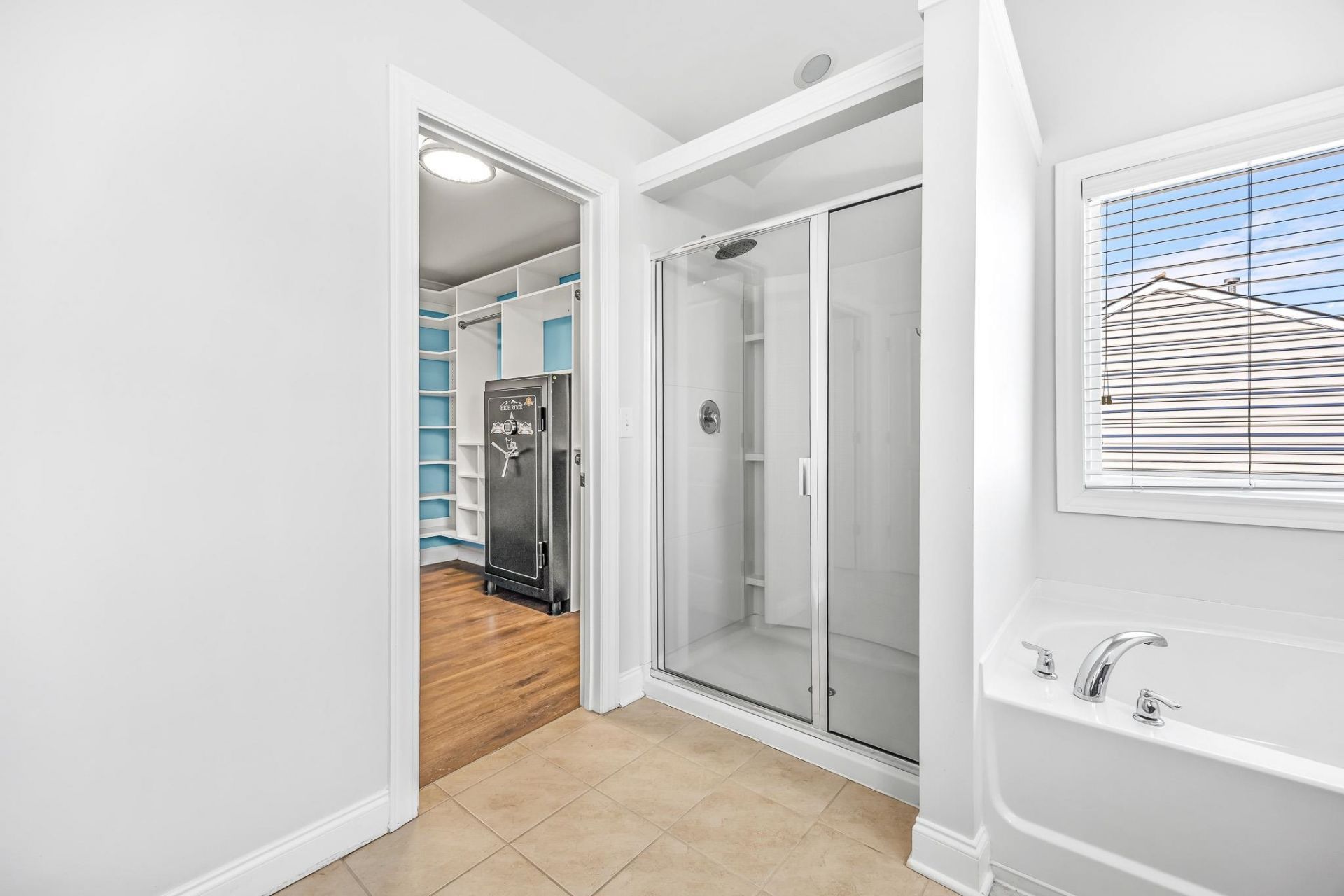 4537 Planters Row Way Photo 29