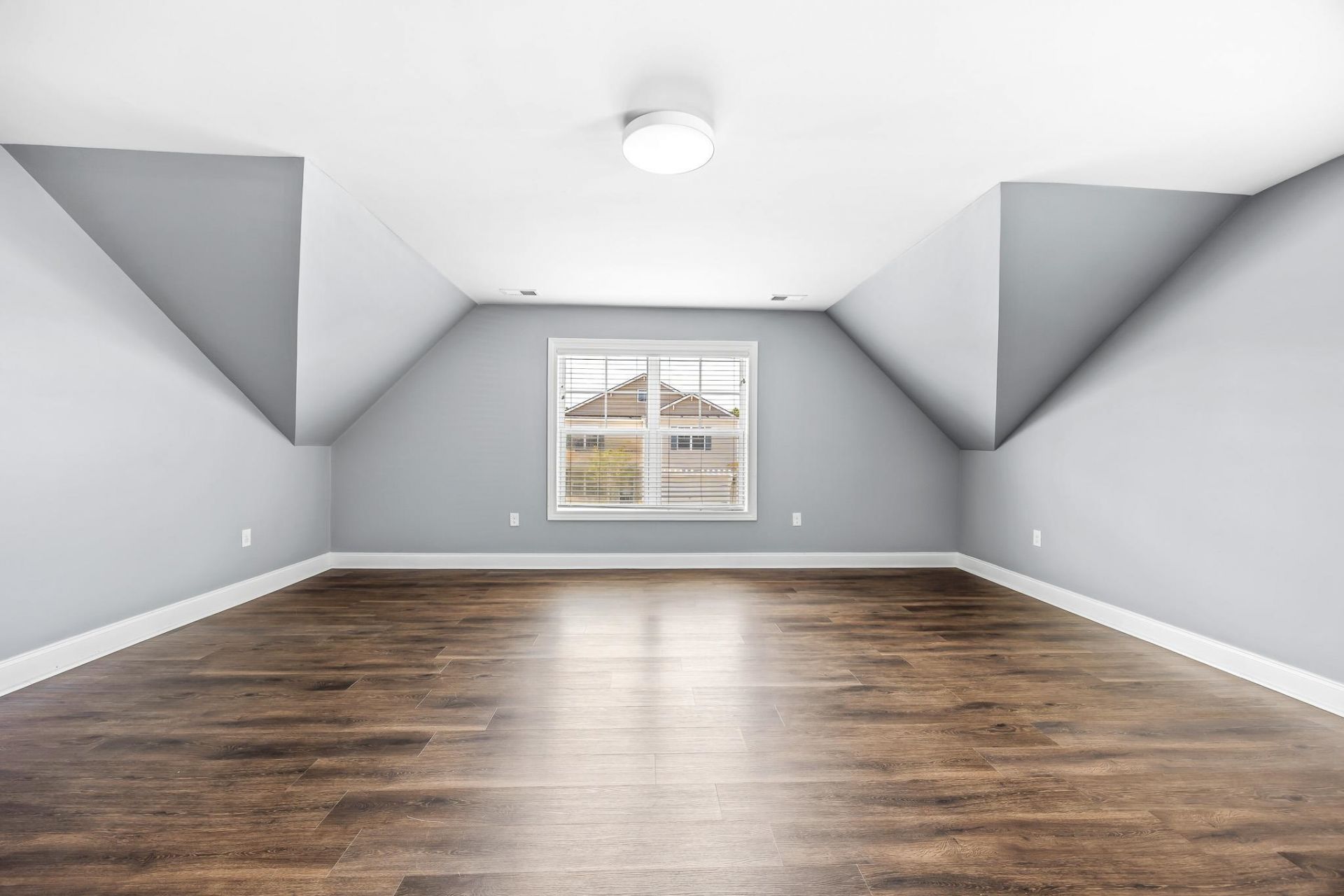 4537 Planters Row Way Photo 35